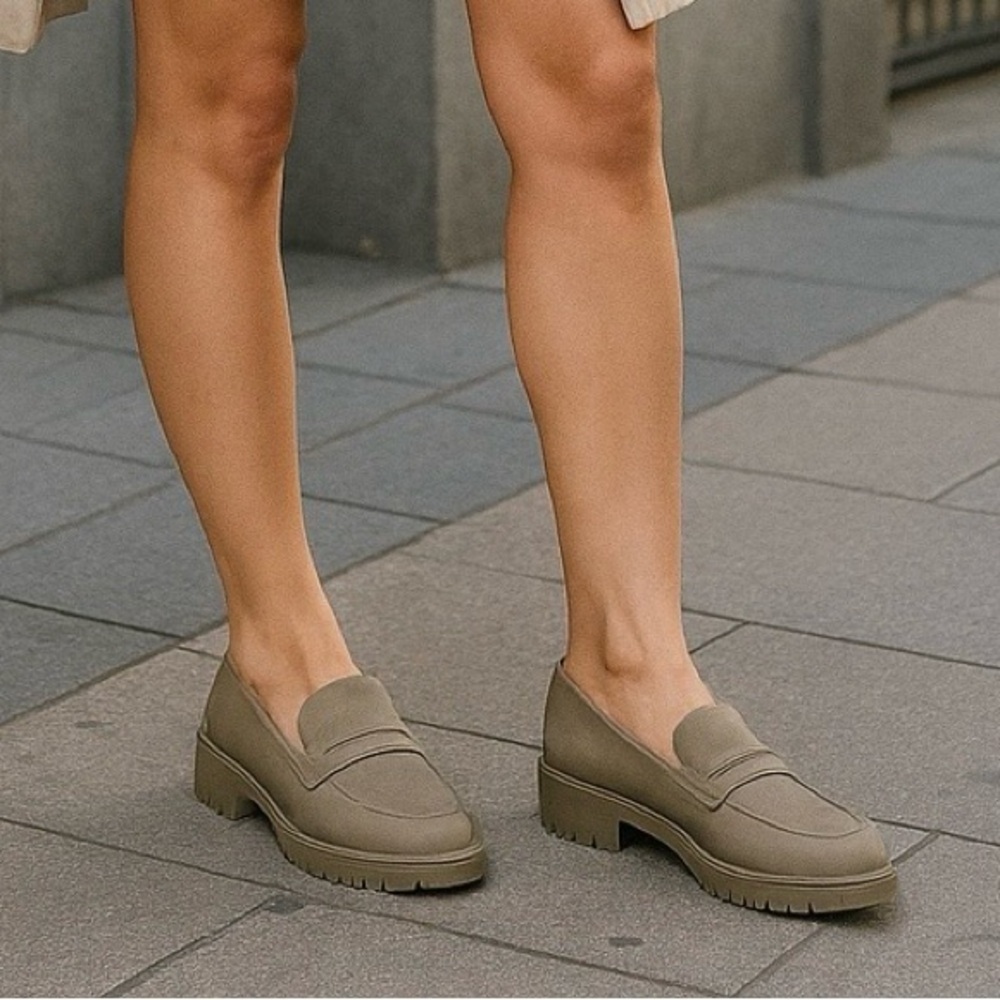 Dv by Dolce Vita Lug Loafer Women’s Shoes – US 9 Vegan Beige Dune Crisp NWB